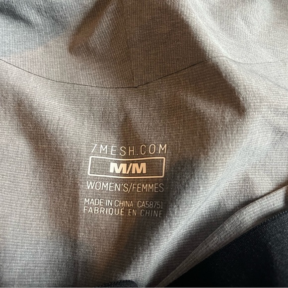 7Mesh Women’s Slab Short - Picture 3 of 5